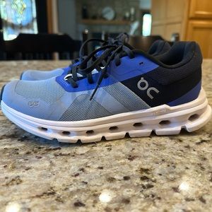 On Cloudrunner W46.99018 Chambray Midnight athletic Sneakers Size 8